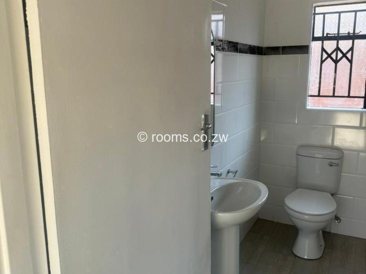 Rooms for Rent in Aspindale Park, Harare