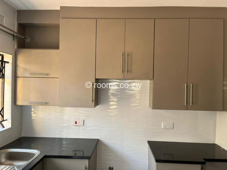 Rooms for Rent in Aspindale Park, Harare