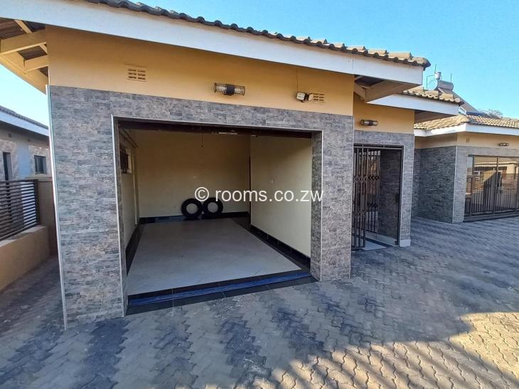 Rooms for Rent in Dawnview Park, Harare
