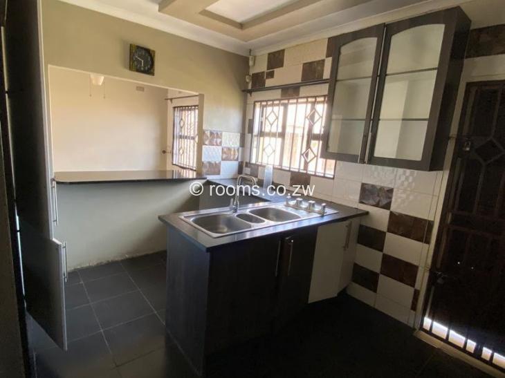 Room for Rent in Belvedere, Harare