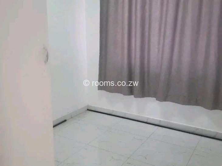 Rooms for Rent in Eastlea, Harare