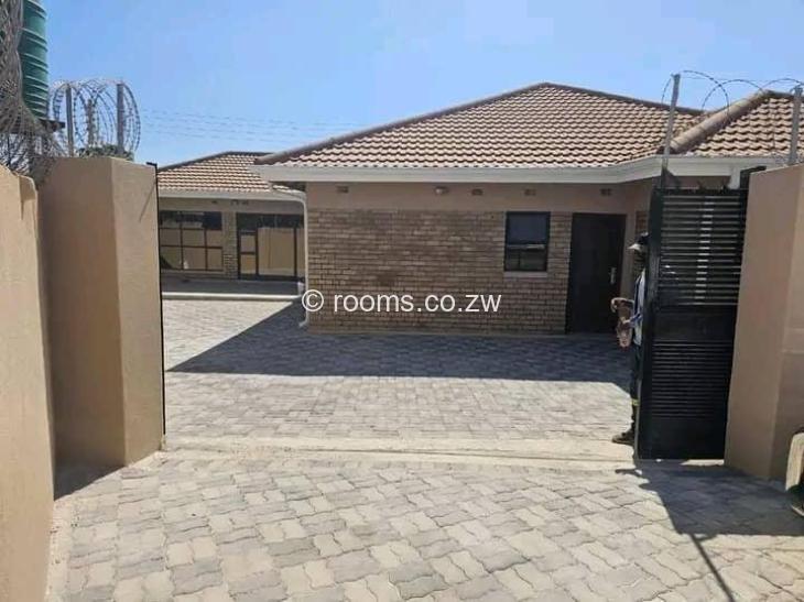 Rooms for Rent in Ashdown Park, Harare