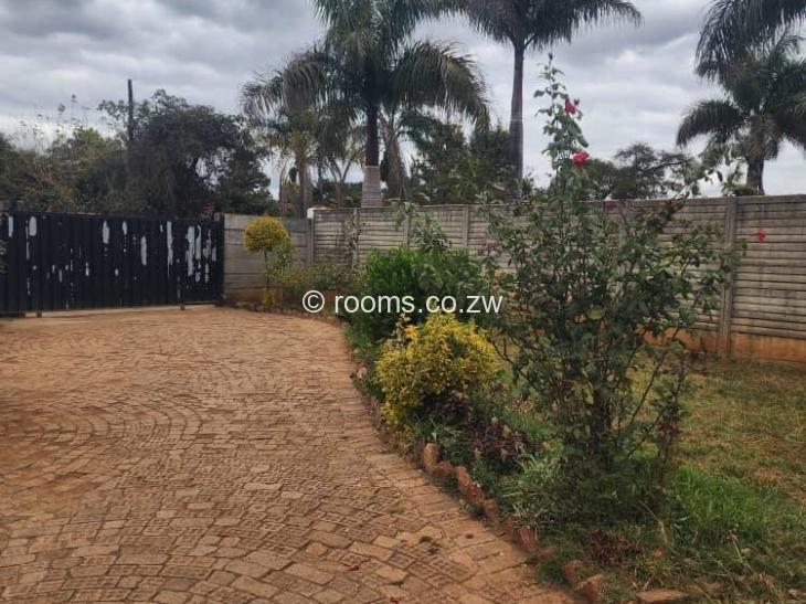 Rooms for Rent in Marlborough, Harare