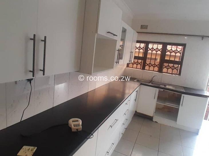 Rooms for Rent in Marimba Park, Harare