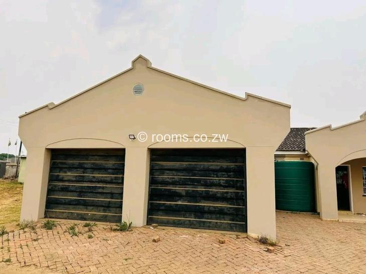 Rooms for Rent in Bluff Hill, Harare