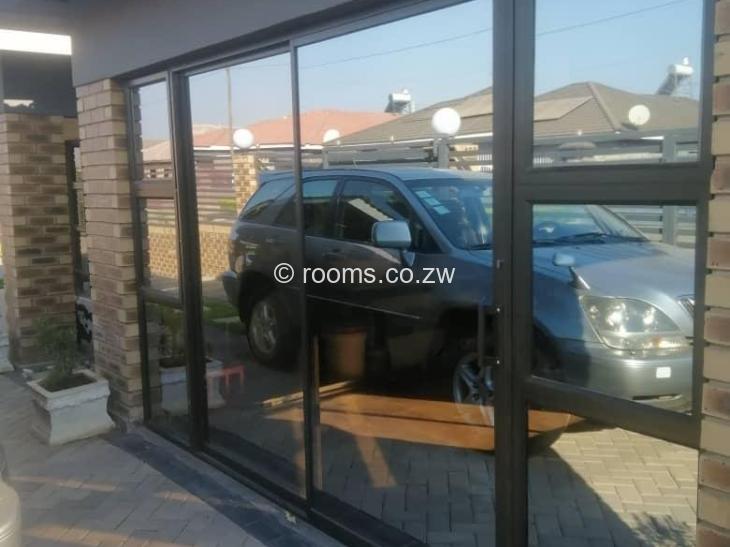Rooms for Rent in Madokero Estates, Harare