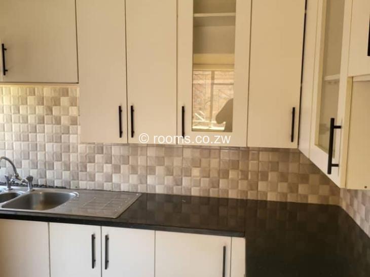 Rooms for Rent in Glaudina, Harare