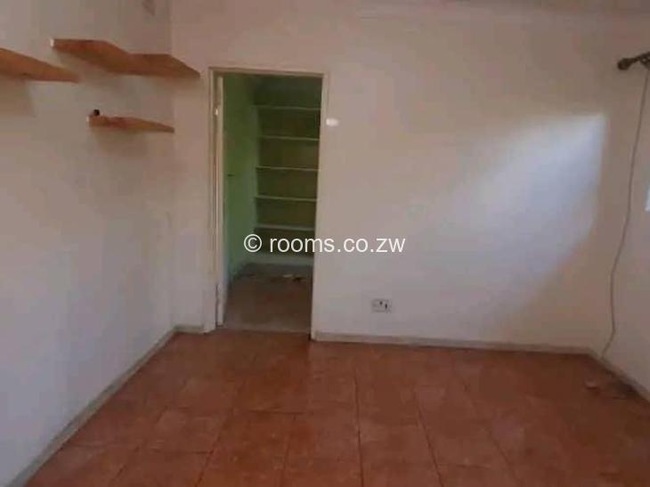 Room for Rent in Chisipite, Harare