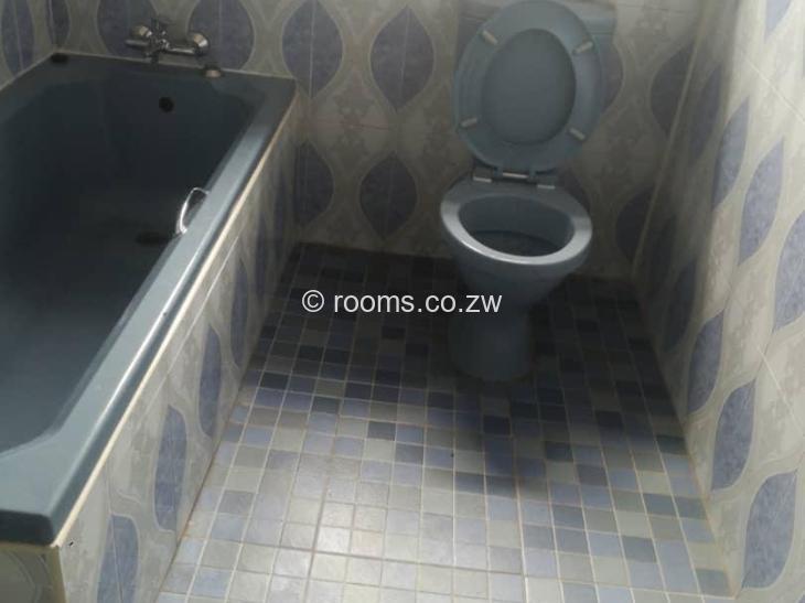 Rooms for Rent in Westlea Hre, Harare