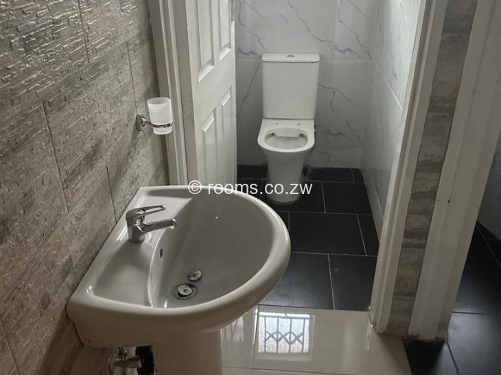 Rooms for Rent in Cold Comfort, Harare