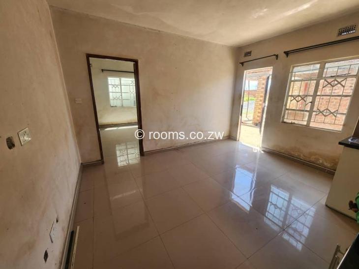 Rooms for Rent in Budiriro, Harare