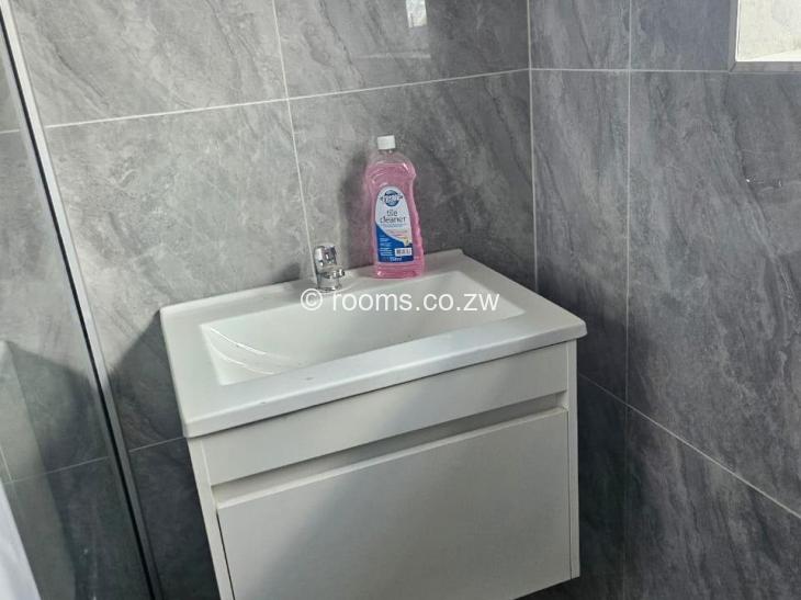 Room for Rent in Dawnview Park, Harare