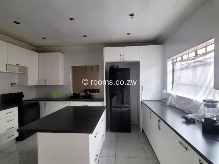 Room for Rent in Harare City Centre, Harare