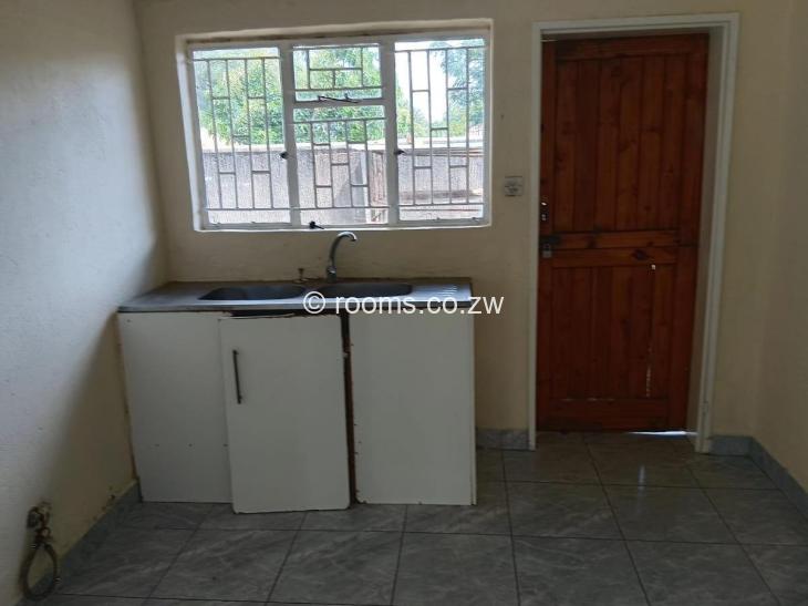 Rooms for Rent in Prospect, Harare